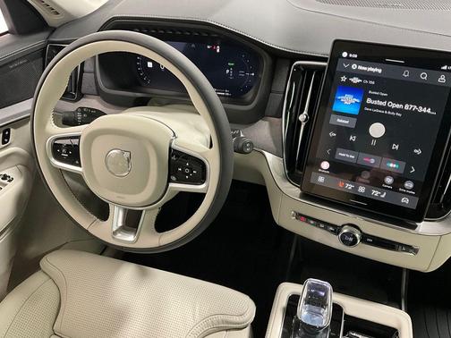 2026 Volvo XC90 Plug-In Hybrid T8 Ultra 7-Seater