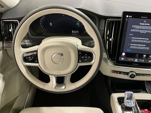 2026 Volvo XC90 Plug-In Hybrid Ultra, T8 AWD, Electric/Gasoline, Bright, 7 Seats