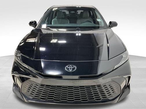 Midnight Black Metallic 2025 Toyota Camry SE