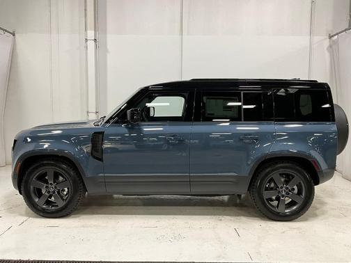 2025 Land Rover Defender P300