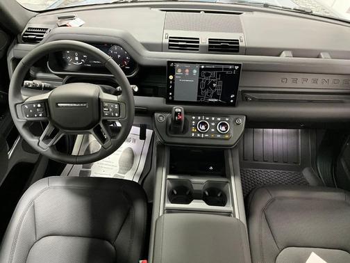 2025 Land Rover Defender P300