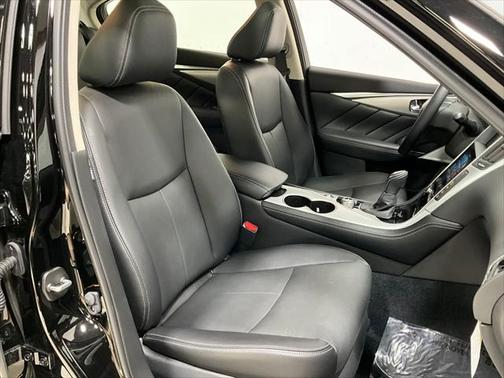 2024 INFINITI Q50 3.0t LUXE