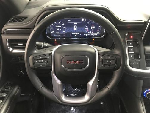 Onyx Black 2023 GMC Yukon SLT