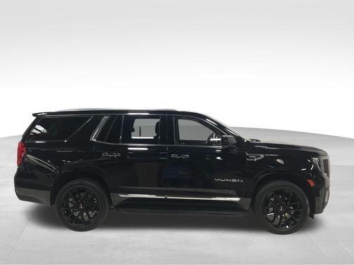 Onyx Black 2023 GMC Yukon SLT