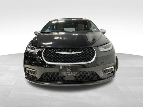 2022 Chrysler Pacifica L