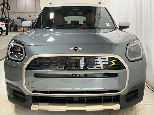 2025 MINI Countryman Base