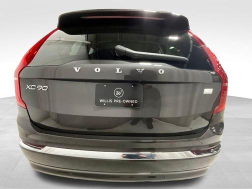 2024 Volvo XC90 Recharge Plug-In Hybrid T8 Ultimate Bright Theme 7-Seater