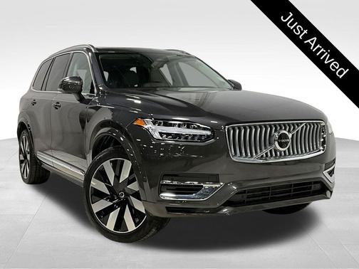 2024 Volvo XC90 Recharge Plug-In Hybrid T8 Ultimate Bright Theme 7-Seater