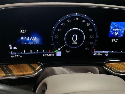 2022 Cadillac Escalade Premium Luxury Platinum