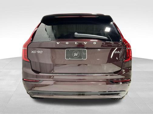 2026 Volvo XC90 B6 Ultra Dark Theme 7-Seater