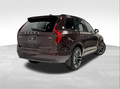 2026 Volvo XC90 B6 Ultra Dark Theme 7-Seater