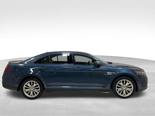 2018 Ford Taurus Limited