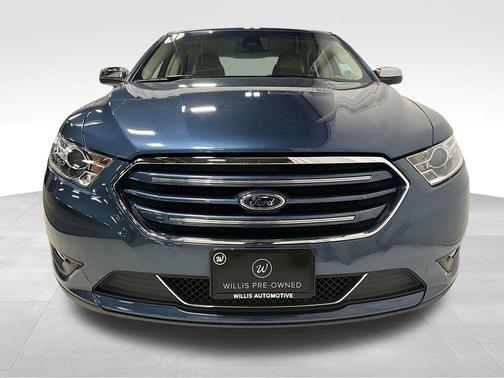 2018 Ford Taurus Limited