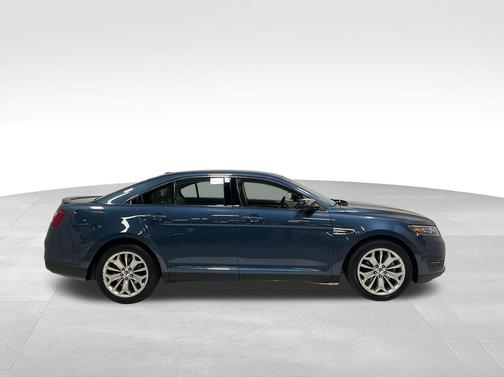 2018 Ford Taurus Limited