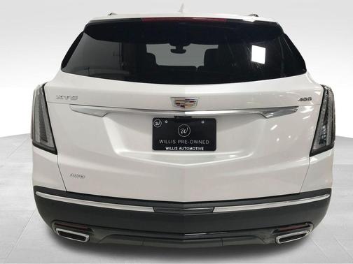 Crystal White Tricoat 2023 Cadillac XT5 Sport