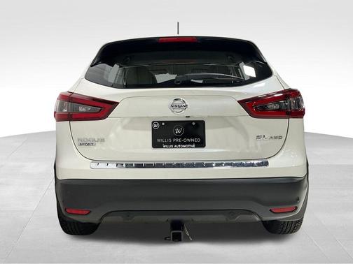 2022 Nissan Rogue Sport SL