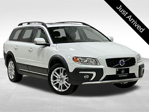 Ice White 2016 Volvo XC70 T5 Premier
