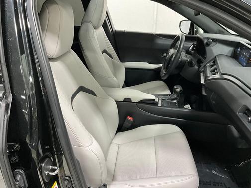2019 Lexus UX 250h Base