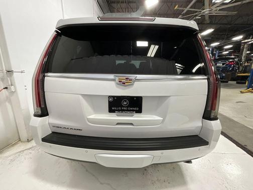 2020 Cadillac Escalade Platinum