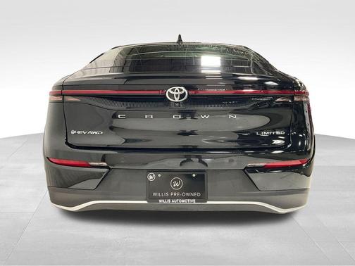 2024 Toyota Crown Limited
