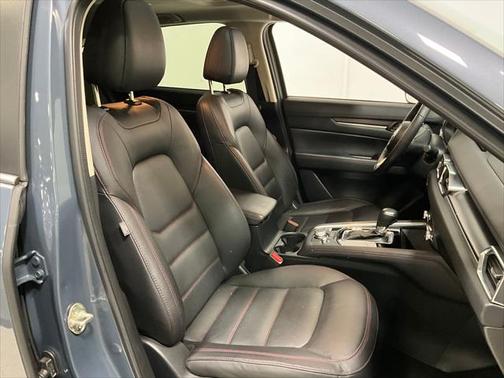 2024 Mazda CX-5 Carbon Edition