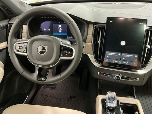 2026 Volvo XC90 Plug-In Hybrid T8 Plus 7-Seater