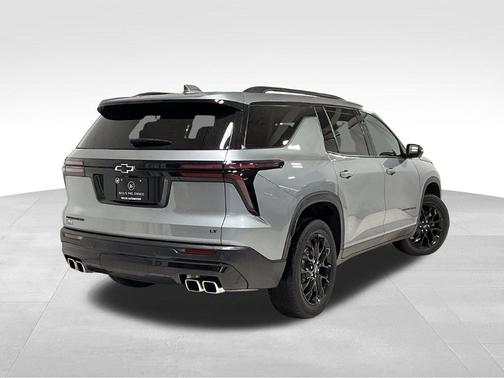Sterling Gray Metallic 2024 Chevrolet Traverse LT
