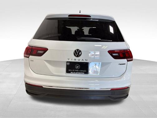Pure White 2024 Volkswagen Tiguan 2.0T SE 4MOTION