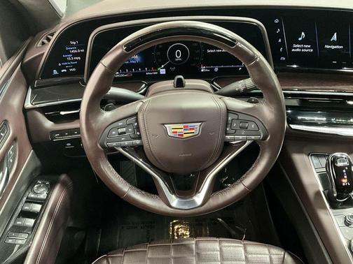 Crystal White Tricoat 2021 Cadillac Escalade ESV Sport Platinum