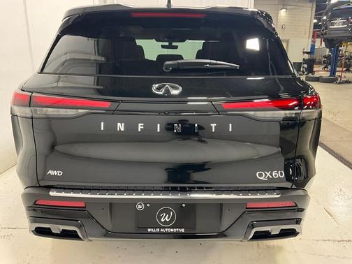 2025 INFINITI QX60 Pure