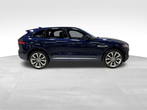 2018 Jaguar F-PACE S