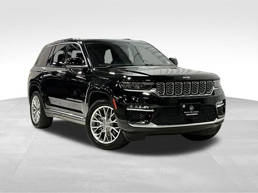 2022 Jeep Grand Cherokee Summit