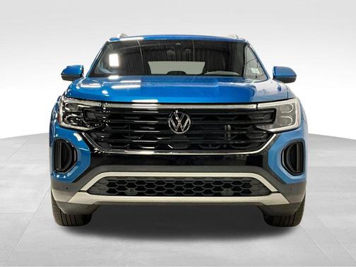 2024 Volkswagen Atlas Cross Sport 2.0T SE w/Technology 4MOTION