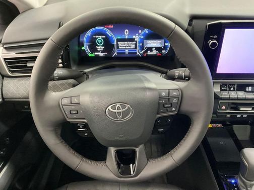 2025 Toyota Camry XLE