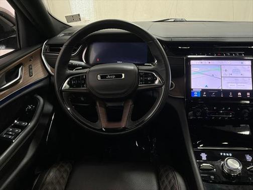 2022 Jeep Grand Cherokee L Summit