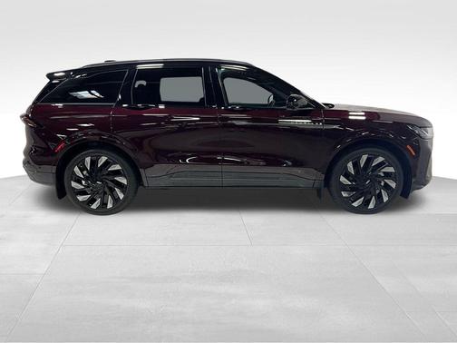 Diamond Red Metallic Clearcoat 2024 Lincoln Nautilus Reserve