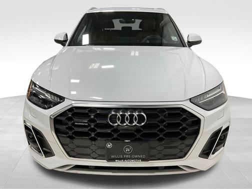 2022 Audi Q5 55 S line Prestige