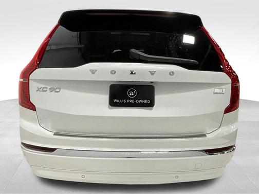 2024 Volvo XC90 Recharge Plug-In Hybrid T8 Ultimate Bright Theme 7-Seater