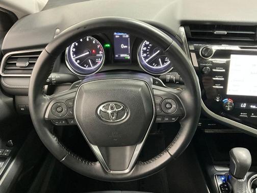 2019 Toyota Camry SE