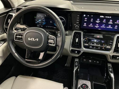 2023 Kia Sorento Plug-In Hybrid SX Prestige