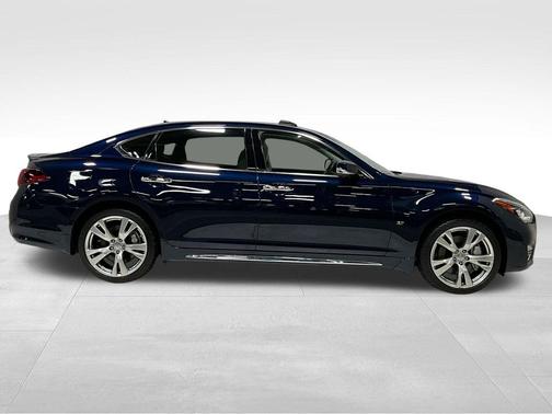 Hermosa Blue 2016 INFINITI Q70L 3.7X