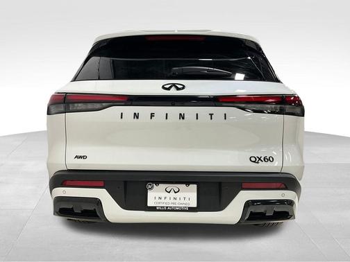 2025 INFINITI QX60 Luxe