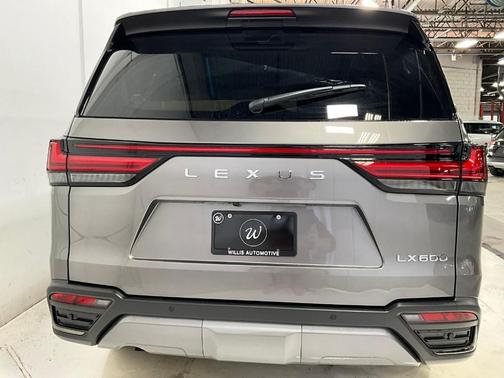 2025 Lexus LX 600 Luxury