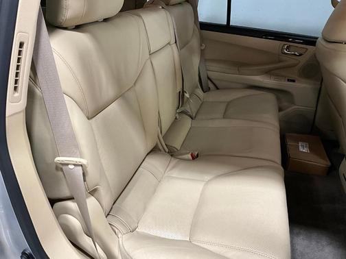 2011 Lexus LX 570 Base