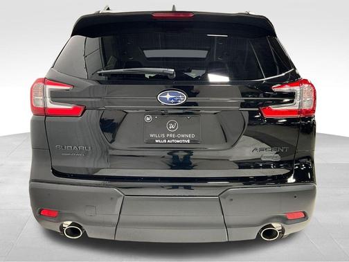 Crystal Black Silica 2025 Subaru Ascent Onyx Edition Touring 7-Passenger