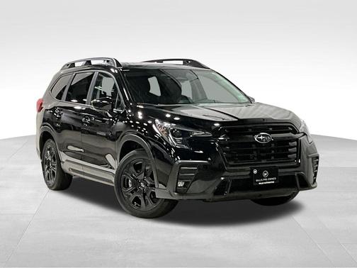 Crystal Black Silica 2025 Subaru Ascent Onyx Edition Touring 7-Passenger