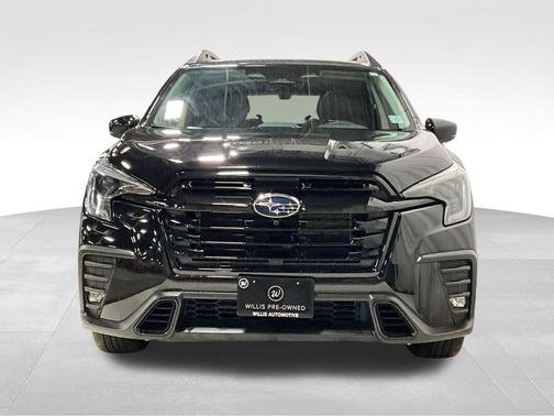 Crystal Black Silica 2025 Subaru Ascent Onyx Edition Touring 7-Passenger