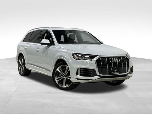 Glacier White 2021 Audi Q7 55 Premium Plus