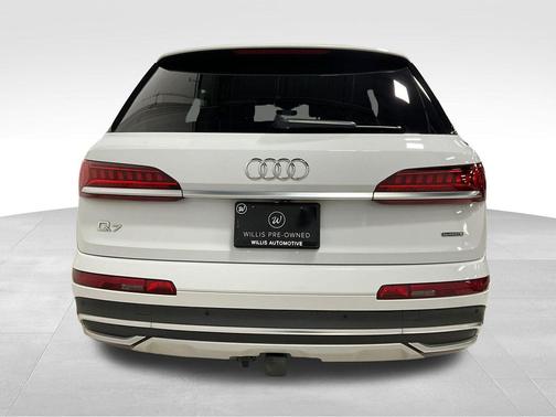 Glacier White 2021 Audi Q7 55 Premium Plus