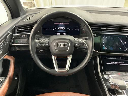 Glacier White 2021 Audi Q7 55 Premium Plus